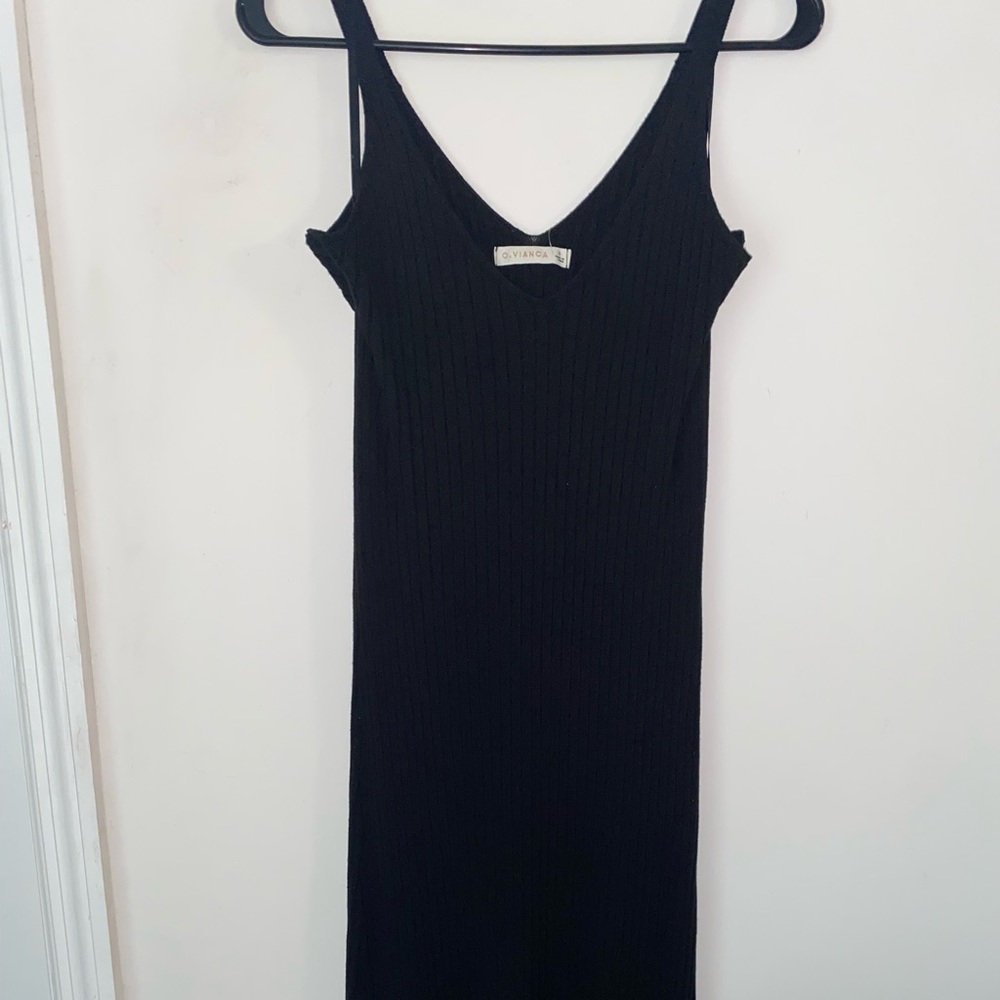 Black dress never worn before ! size small - Picture 2 of 6
